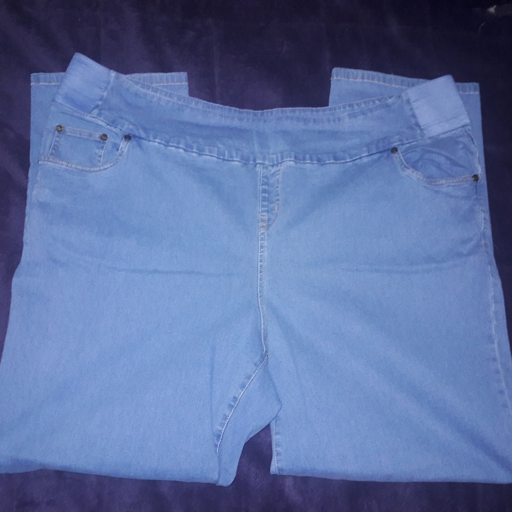 24w 3x Woman within jeans
